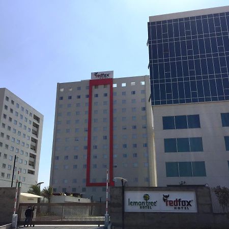 Lemon Tree Hotel, Sector 60, Gurugram Гургаон Екстериор снимка