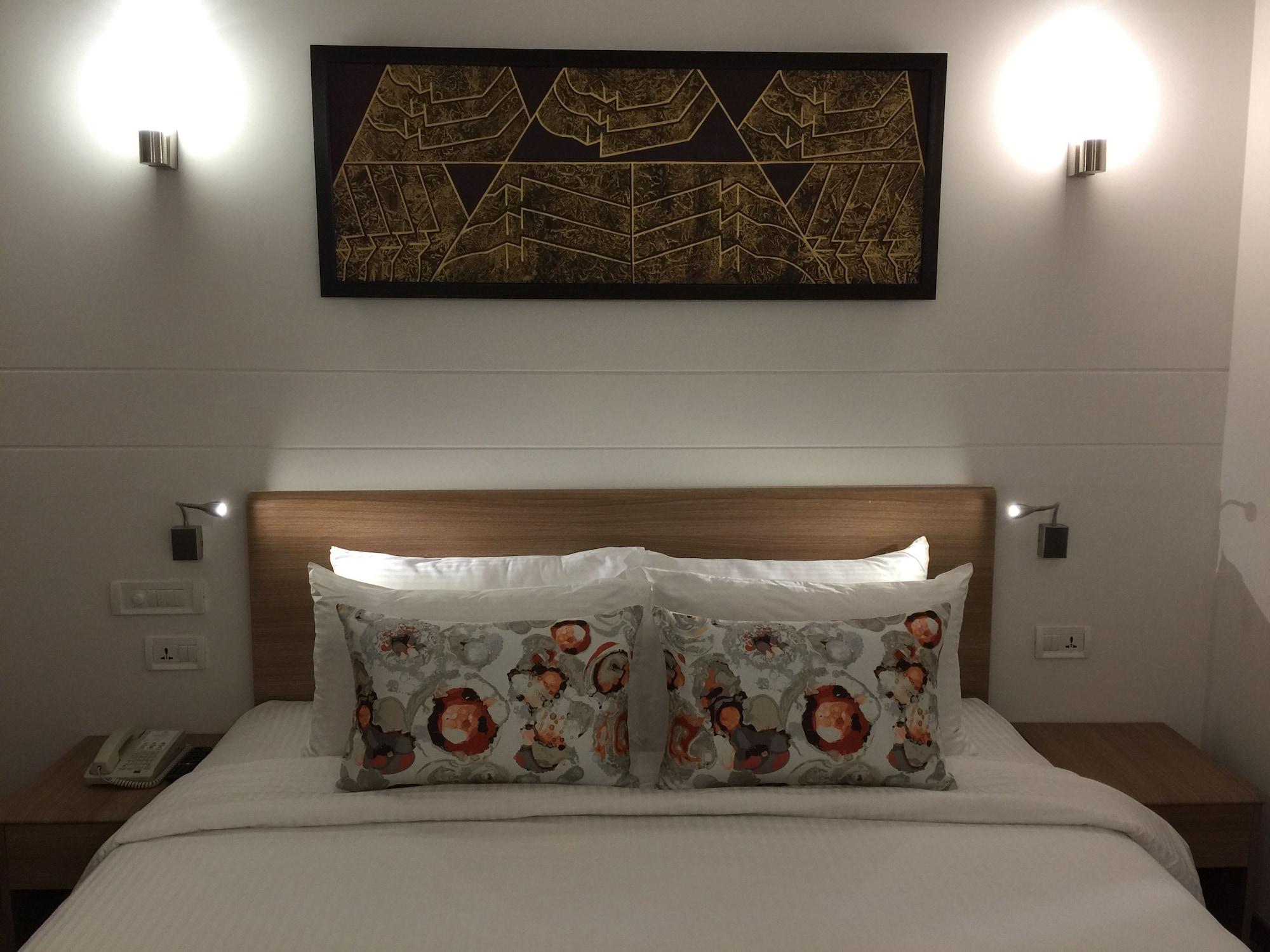 Lemon Tree Hotel, Sector 60, Gurugram Гургаон Екстериор снимка
