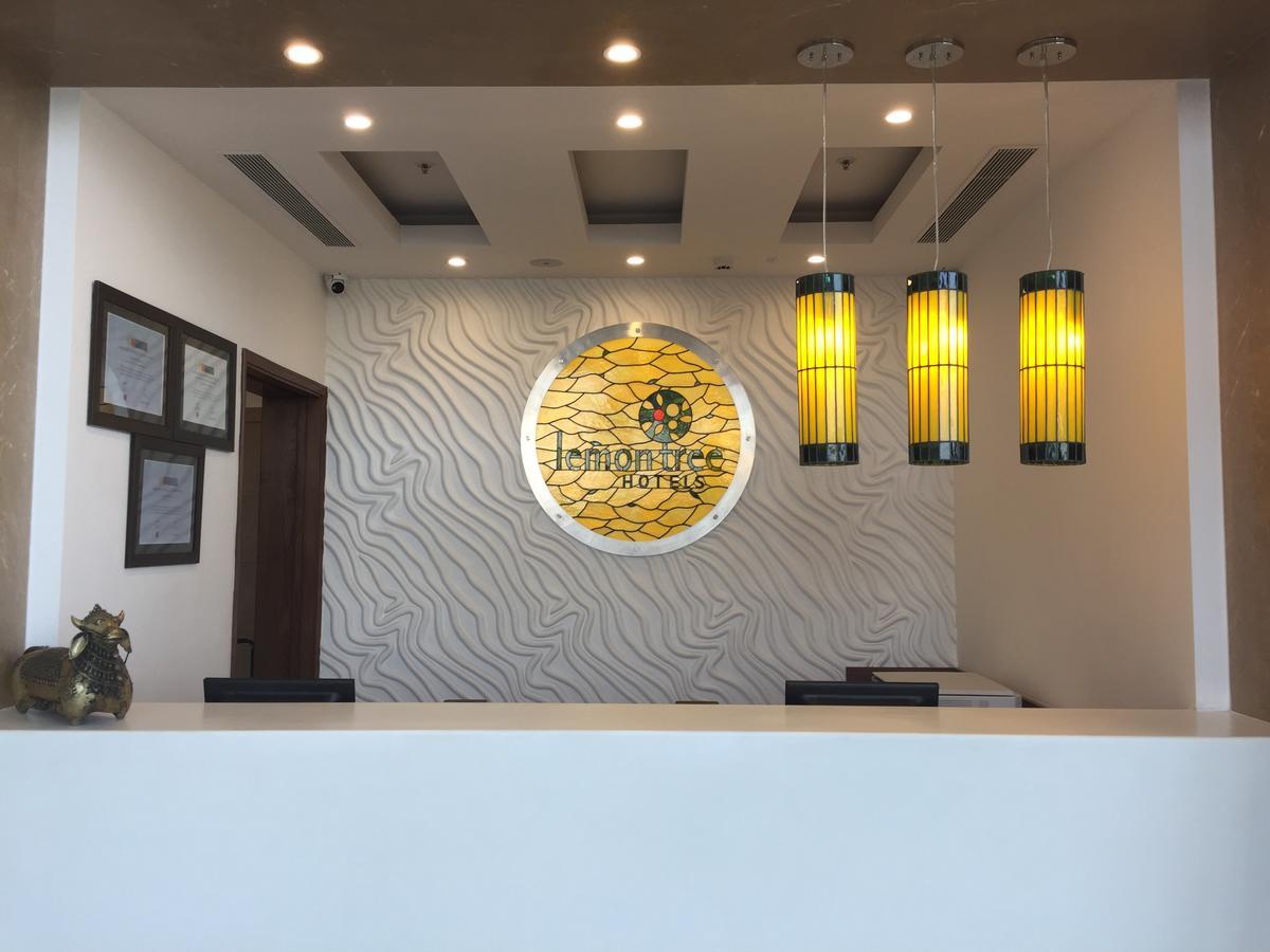 Lemon Tree Hotel, Sector 60, Gurugram Гургаон Екстериор снимка