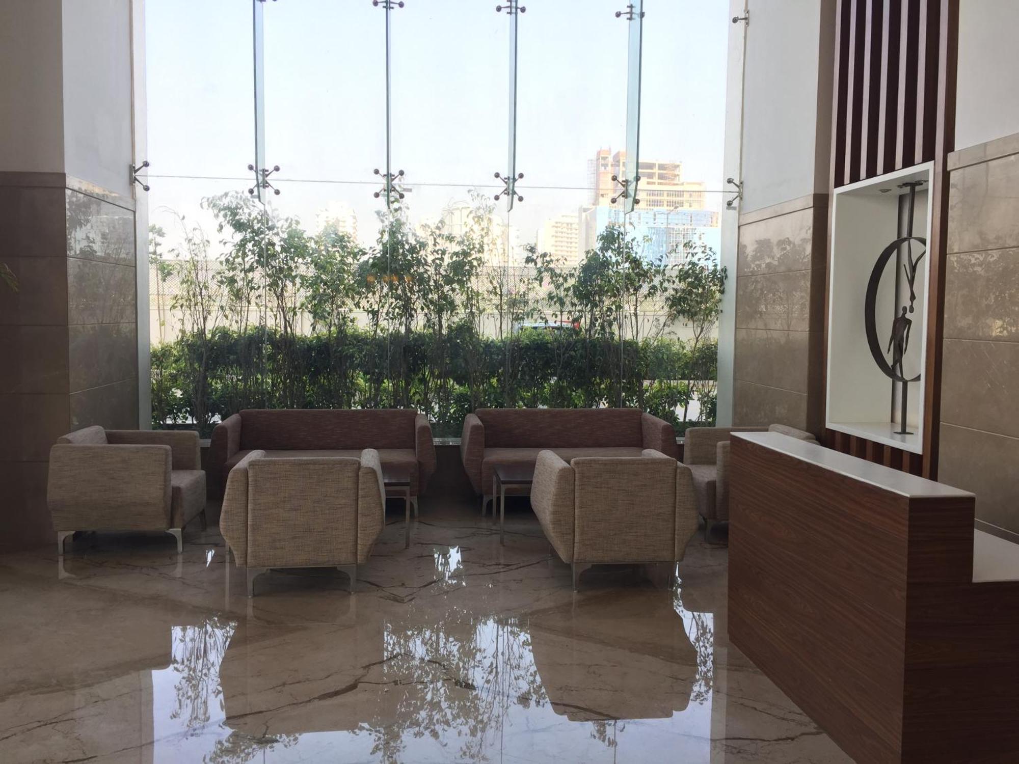 Lemon Tree Hotel, Sector 60, Gurugram Гургаон Екстериор снимка