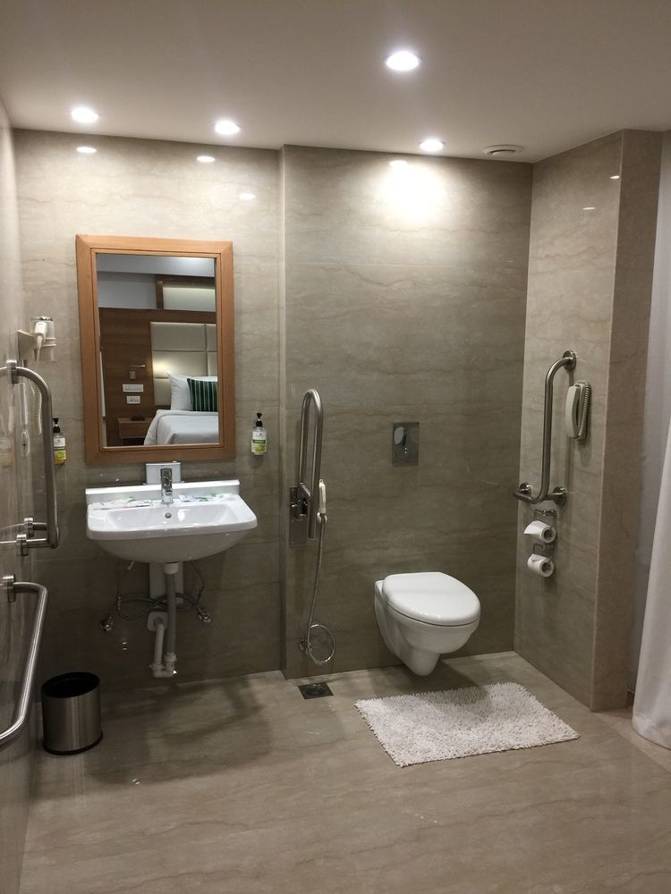 Lemon Tree Hotel, Sector 60, Gurugram Гургаон Екстериор снимка