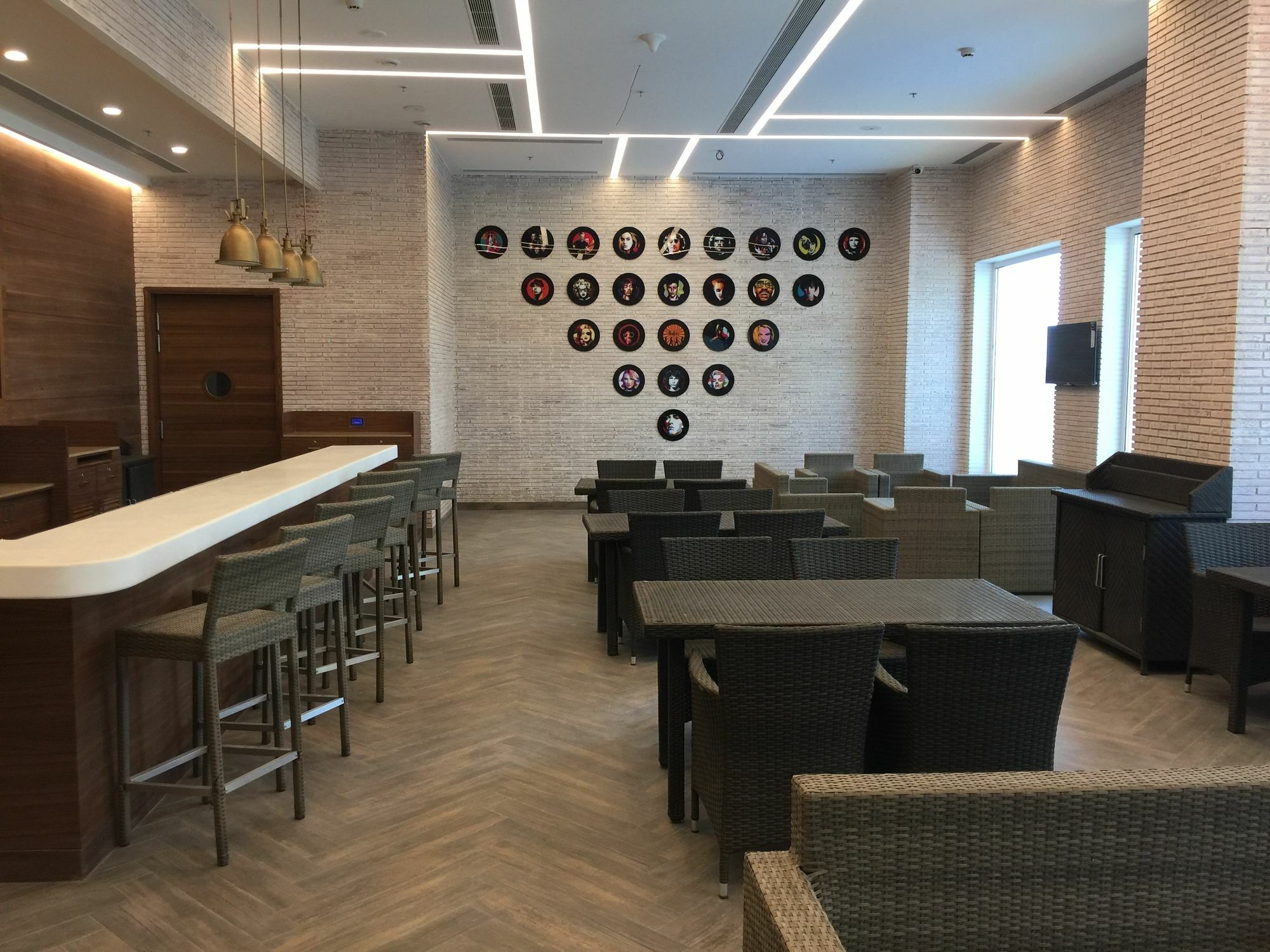 Lemon Tree Hotel, Sector 60, Gurugram Гургаон Екстериор снимка
